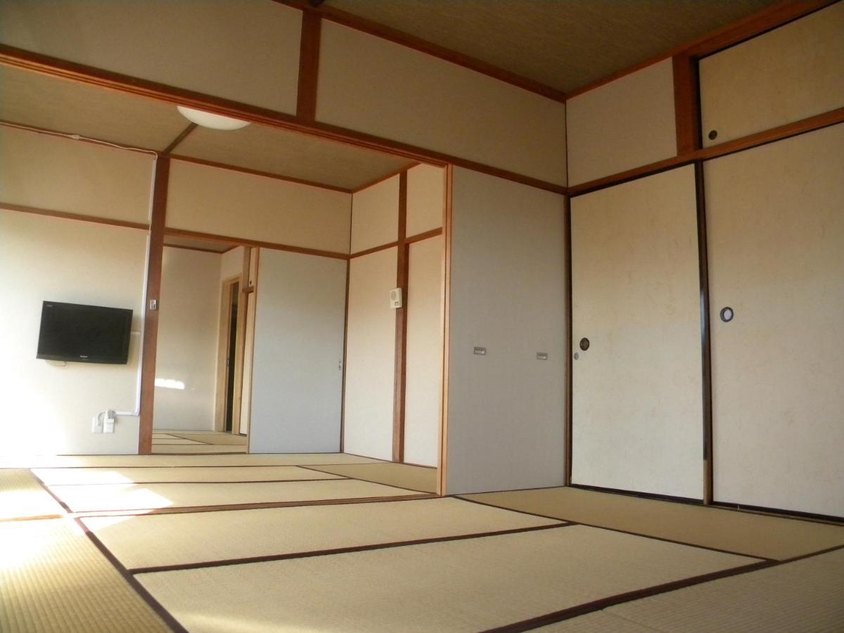 Family Ryokan Kawakyu With Showa Retro, Private Hot Spring Ибусуки Стая снимка