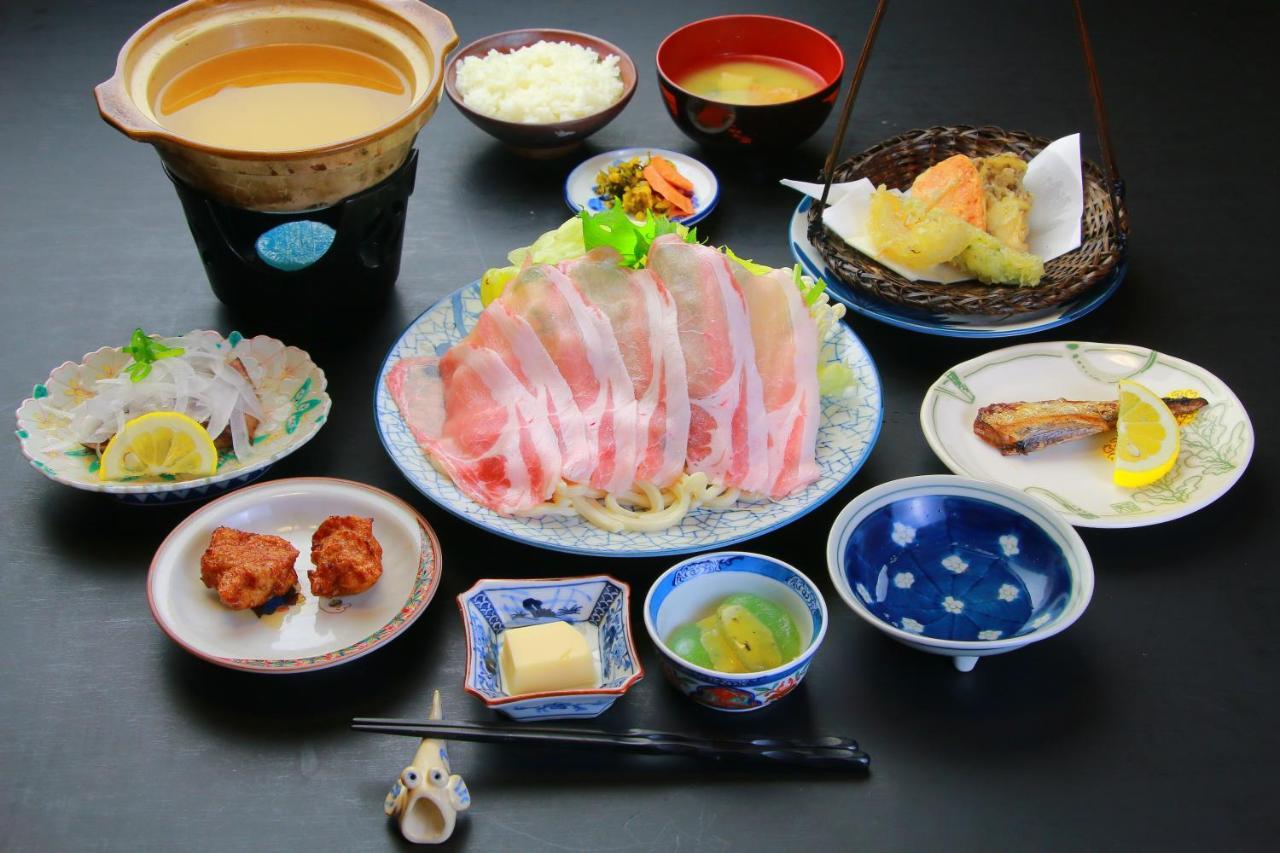 Family Ryokan Kawakyu With Showa Retro, Private Hot Spring Ибусуки Екстериор снимка